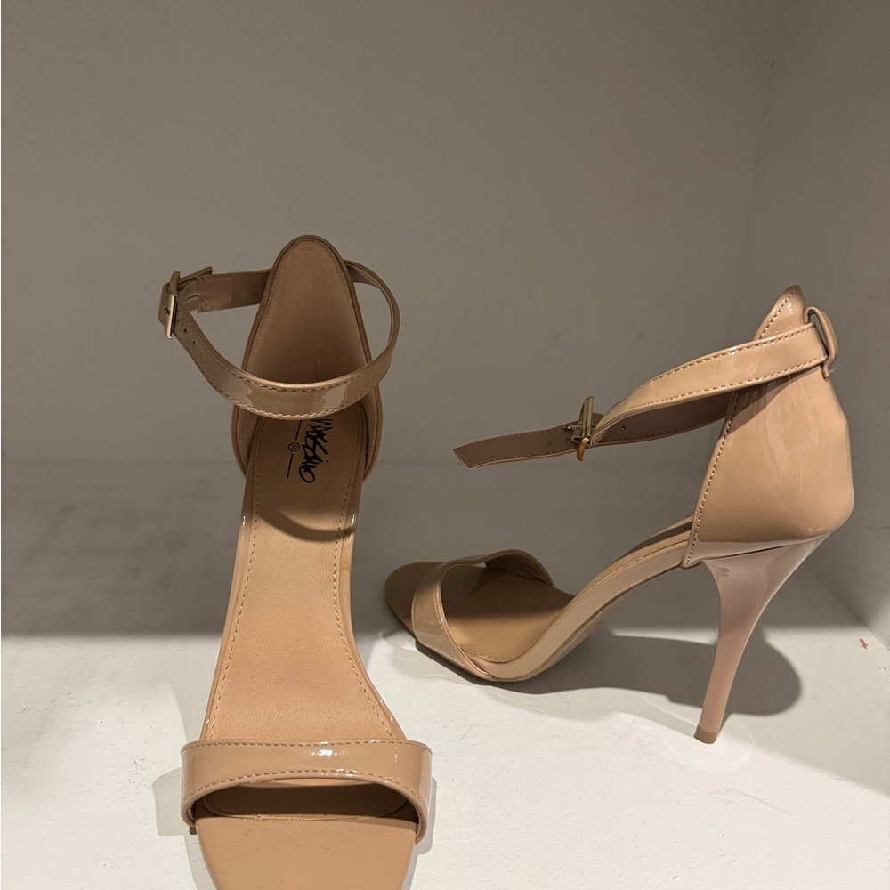Mossimo Supply Co. Beige Ankle Strap Heels